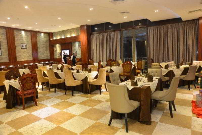 Golden Tulip Essential Lagos Airport Hotel Bagian luar foto