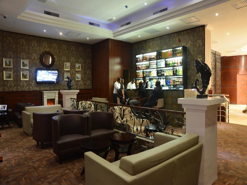 Golden Tulip Essential Lagos Airport Hotel Bagian luar foto